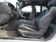 ✅ 2010 Dodge Challenger SE • VIN: 2B3CJ4DVXAH219814 • Lot: 42195015. Wystawiony na Copart z przebiegiem Nie podano. Bezpłatny archiwum sprzedaży aukcyjnych z USA i szczegółowy raport historii pojazdu na DreamBid. Zdjęcie 7.