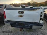 ✅ 2009 Chevrolet Silverado 2500HD Work Truck • VIN: 1GCHC44K49E130957 • Лот: 90856925. Опубликован ранее на Copart с пробегом 231 094 миль. Бесплатный доступ к архиву аукционных продаж из США и подробный отчёт об истории автомобиля на DreamBid. Изображение 6.