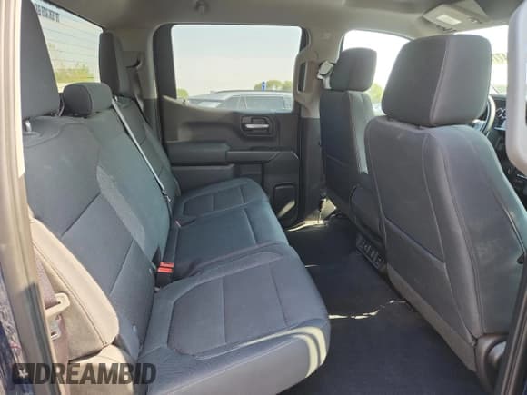 ✅ 2019 Chevrolet Silverado 1500 LT • VIN: 3GCUYDED5KG185805 • Лот: 87047745. Опубликован ранее на Copart с пробегом 129 596 миль. Бесплатный доступ к архиву аукционных продаж из США и подробный отчёт об истории автомобиля на DreamBid. Изображение 10.