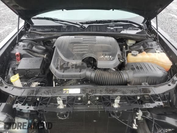 ✅ 2015 Dodge Challenger SXT Plus • VIN: 2C3CDZBG5FH736991 • Lot: 67581305. Listed on Copart with 148,033 mi. Free auction sales archive from the USA and detailed vehicle history report at DreamBid. Image 11.