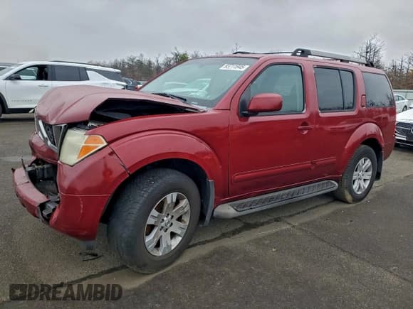 ✅ 2005 Nissan Pathfinder XE • VIN: 5N1AR18W05C742411 • Лот: 93711945. Опубликован ранее на Copart с пробегом 232 594 миль. Бесплатный доступ к архиву аукционных продаж из США и подробный отчёт об истории автомобиля на DreamBid. Изображение 1.
