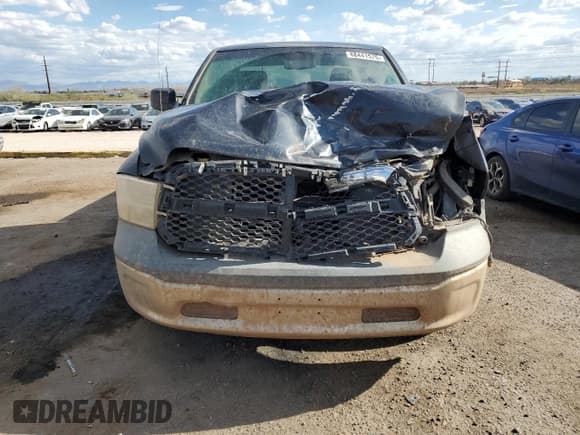 ✅ 2018 Ram 1500 Tradesman • VIN: 1C6RR6FG5JS266003 • Lot: 68441575. Wystawiony na Copart z przebiegiem 125 554 mil. Bezpłatny archiwum sprzedaży aukcyjnych z USA i szczegółowy raport historii pojazdu na DreamBid. Zdjęcie 5.