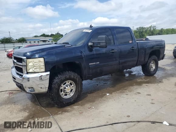 ✅ 2007 Chevrolet Silverado 2500HD 1LT • VIN: 1GCHK23607F514091 • Лот: 65231265. Опубликован ранее на Copart с пробегом 207 881 миль. Бесплатный доступ к архиву аукционных продаж из США и подробный отчёт об истории автомобиля на DreamBid. Изображение 1.