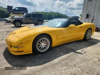 2000 Chevrolet Corvette z VIN 1G1YY32G0Y5103143, wystawiony jako Copart lot #65087965 z przebiegiem 169 209 mil mil oraz Szkoda całkowita • Salvage title. Historia ofert i sprzedaży dostępna na DreamBid. Obrazek 1.
