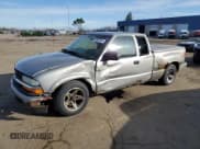 ✅ 2003 Chevrolet S-10 LS • VIN: 1GCCS19XX38127597 • Лот: 50367235. Опубликован ранее на Copart с пробегом 169 778 миль. Бесплатный доступ к архиву аукционных продаж из США и подробный отчёт об истории автомобиля на DreamBid. Изображение 1.