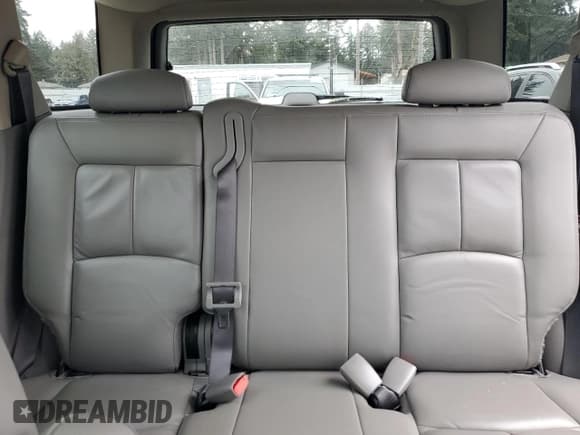 ✅ 2007 Saturn VUE V6 • VIN: 5GZCZ63457S857609 • Lot: 47791475. Wystawiony na Copart z przebiegiem 233 259 mil. Bezpłatny archiwum sprzedaży aukcyjnych z USA i szczegółowy raport historii pojazdu na DreamBid. Zdjęcie 10.