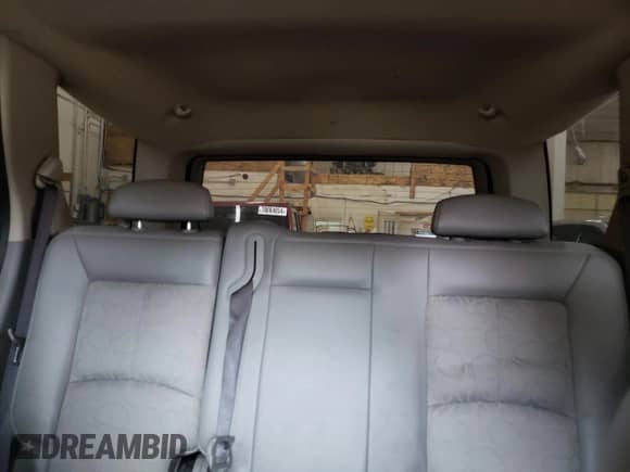 2005 Saturn VUE z VIN 5GZCZ53475S867646, wystawiony jako Copart lot #70516164 z przebiegiem 255 027 mil mil oraz Szkoda całkowita • Salvage title. Historia ofert i sprzedaży dostępna na DreamBid. Obrazek 10.