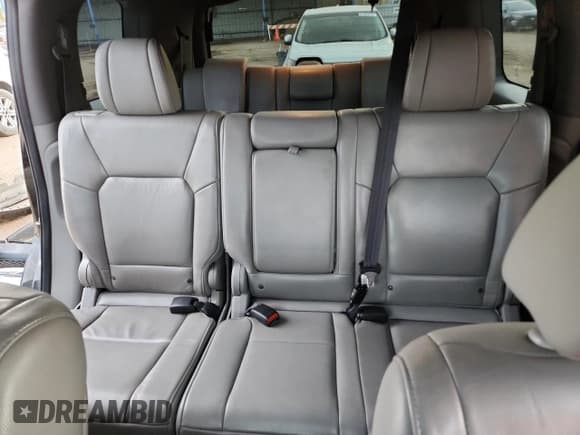 ✅ 2015 Honda Pilot EX-L • VIN: 5FNYF4H60FB032460 • Лот: 92073985. Опубликован ранее на Copart с пробегом 153 742 миль. Бесплатный доступ к архиву аукционных продаж из США и подробный отчёт об истории автомобиля на DreamBid. Изображение 10.