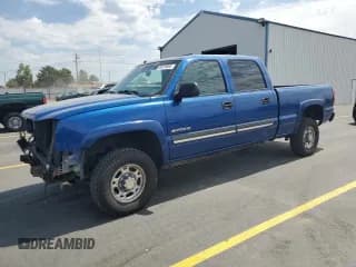 ✅ 2004 Chevrolet Silverado 2500HD Work Truck • VIN: 1GCHC23U84F163339 • Лот: 59679505. Опубликован ранее на Copart с пробегом 135 599 миль. Бесплатный доступ к архиву аукционных продаж из США и подробный отчёт об истории автомобиля на DreamBid. Изображение 1.