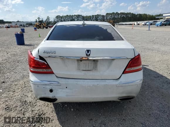 ✅ 2013 Hyundai Equus Signature • VIN: KMHGH4JH0DU069168 • Лот: 82087465. Опубликован ранее на Copart с пробегом 212 966 миль. Бесплатный доступ к архиву аукционных продаж из США и подробный отчёт об истории автомобиля на DreamBid. Изображение 6.