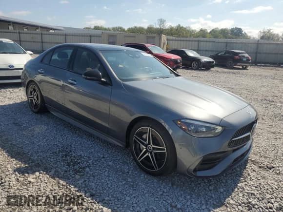 ✅ 2024 Mercedes-Benz C 300 • VIN: W1KAF4HB4RR214181 • Lot: 86136275. Listed on Copart with 16,882 mi. Free auction sales archive from the USA and detailed vehicle history report at DreamBid. Image 4.