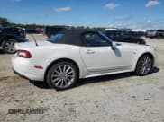 ✅ 2017 FIAT 124 Spider Lusso • VIN: JC1NFAEK1H0101948 • Lot: 90565875. Wystawiony na Copart z przebiegiem 20 647 mil. Bezpłatny archiwum sprzedaży aukcyjnych z USA i szczegółowy raport historii pojazdu na DreamBid. Zdjęcie 3.