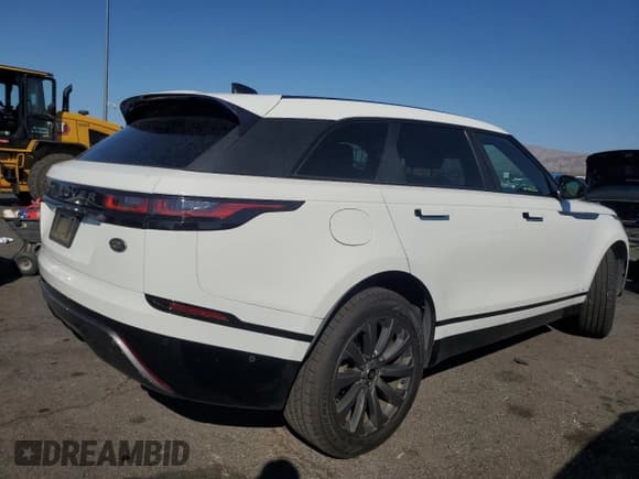✅ 2018 Land Rover Range Rover Velar R-Dynamic SE • VIN: SALYL2RX0JA710784 • Lot: 70834045. Wystawiony na Copart z przebiegiem 164 263 mil. Bezpłatny archiwum sprzedaży aukcyjnych z USA i szczegółowy raport historii pojazdu na DreamBid. Zdjęcie 3.