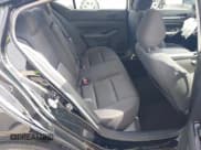 ✅ 2023 Nissan Altima SV • VIN: 1N4BL4DV2PN359785 • Lot: 43072326. Wystawiony na IAAI z przebiegiem 59 811 mil. Bezpłatny archiwum sprzedaży aukcyjnych z USA i szczegółowy raport historii pojazdu na DreamBid. Zdjęcie 8.