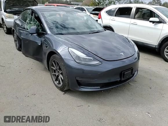 ✅ 2022 Tesla Model 3 Long Range • VIN: 5YJ3E1EB1NF253383 • Лот: 82431875. Опубликован ранее на Copart с пробегом 96 175 миль. Бесплатный доступ к архиву аукционных продаж из США и подробный отчёт об истории автомобиля на DreamBid. Изображение 13.