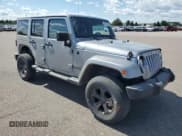 ✅ 2014 Jeep Wrangler Unlimited Sahara • VIN: 1C4BJWEG9EL108847 • Lot: 70563165. Wystawiony na Copart z przebiegiem 172 316 mil. Bezpłatny archiwum sprzedaży aukcyjnych z USA i szczegółowy raport historii pojazdu na DreamBid. Zdjęcie 4.