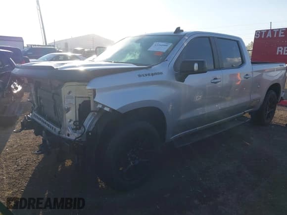 ✅ 2021 Chevrolet Silverado 1500 RST • VIN: 3GCUYEELXMG107259 • Lot: 43344000. Wystawiony na IAAI z przebiegiem 43 502 mil. Bezpłatny archiwum sprzedaży aukcyjnych z USA i szczegółowy raport historii pojazdu na DreamBid. Zdjęcie 22.