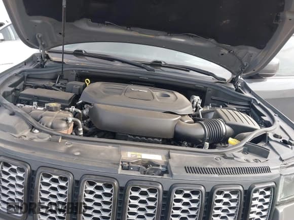 ✅ 2019 Jeep Grand Cherokee Altitude • VIN: 1C4RJEAG7KC662575 • Лот: 42096850. Опубликован ранее на IAAI с пробегом 83 945 миль. Бесплатный доступ к архиву аукционных продаж из США и подробный отчёт об истории автомобиля на DreamBid. Изображение 10.