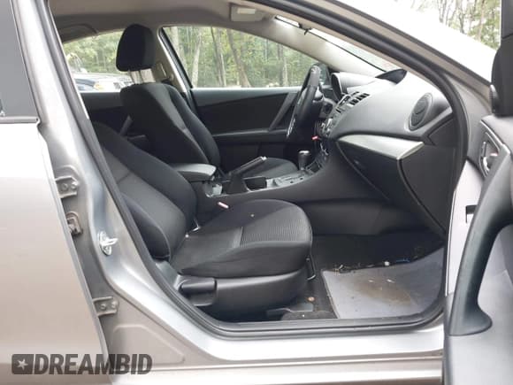 ✅ 2012 Mazda 3 i Touring • VIN: JM1BL1V84C1693996 • Lot: 43225641. Listed on IAAI with 125,243 mi. Free auction sales archive from the USA and detailed vehicle history report at DreamBid. Image 5.