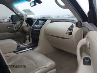 ✅ 2014 Infiniti QX80 • VIN: JN8AZ2NF1E9555047 • Lot: 43592798. Listed on IAAI with 159,365 mi. Free auction sales archive from the USA and detailed vehicle history report at DreamBid. Image 5.