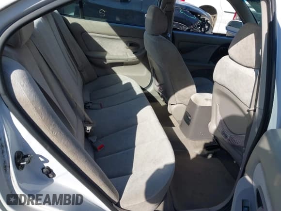 ✅ 2006 Hyundai Elantra GLS • VIN: KMHDN46D16U361982 • Lot: 41664573. Wystawiony na IAAI z przebiegiem 70 759 mil. Bezpłatny archiwum sprzedaży aukcyjnych z USA i szczegółowy raport historii pojazdu na DreamBid. Zdjęcie 8.