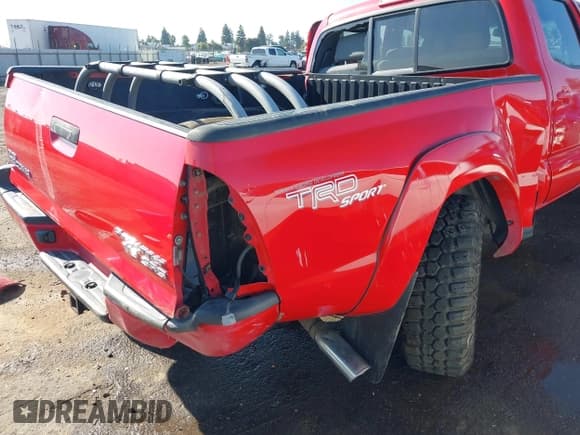 ✅ 2008 Toyota Tacoma PreRunner • VIN: 5TEKU72N98Z511765 • Lot: 43560318. Wystawiony na IAAI z przebiegiem 166 084 mil. Bezpłatny archiwum sprzedaży aukcyjnych z USA i szczegółowy raport historii pojazdu na DreamBid. Zdjęcie 20.