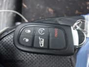 ✅ 2021 Jeep Cherokee Latitude Lux • VIN: 1C4PJMMX7MD194146 • Lot: 43729576. Listed on IAAI with 29,673 mi. Free auction sales archive from the USA and detailed vehicle history report at DreamBid. Image 11.