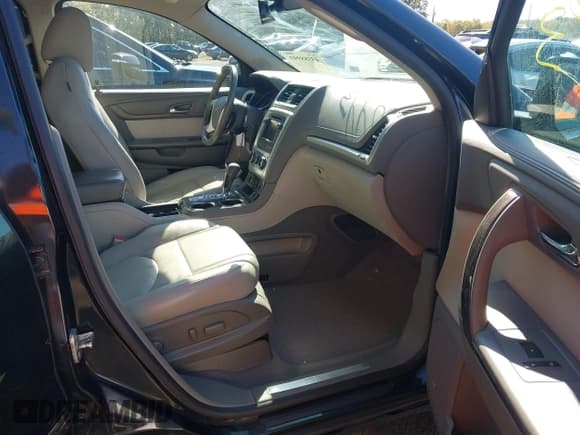 ✅ 2014 GMC Acadia SLT • VIN: 1GKKRSKDXEJ301472 • Lot: 43388993. Listed on IAAI with 108,541 mi. Free auction sales archive from the USA and detailed vehicle history report at DreamBid. Image 5.