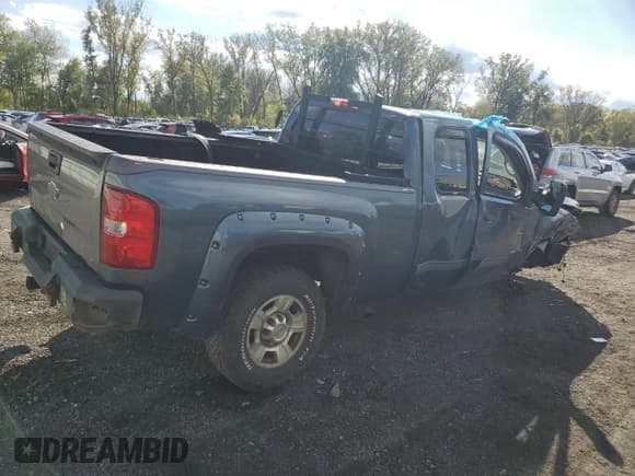 ✅ 2009 Chevrolet Silverado 2500HD LT • VIN: 1GCHK59K19E163707 • Лот: 81687205. Опубликован ранее на Copart с пробегом 126 410 миль. Бесплатный доступ к архиву аукционных продаж из США и подробный отчёт об истории автомобиля на DreamBid. Изображение 3.