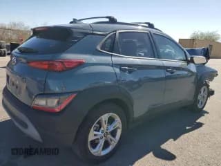 ✅ 2022 Hyundai Kona SEL • VIN: KM8K62AB6NU918334 • Лот: 73445694. Опубликован ранее на Copart с пробегом 37 164 миль. Бесплатный доступ к архиву аукционных продаж из США и подробный отчёт об истории автомобиля на DreamBid. Изображение 3.
