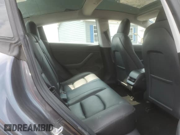 ✅ 2020 Tesla Model 3 Long Range • VIN: 5YJ3E1EB4LF795395 • Lot: 60622545. Wystawiony na Copart z przebiegiem 8 503 mil. Bezpłatny archiwum sprzedaży aukcyjnych z USA i szczegółowy raport historii pojazdu na DreamBid. Zdjęcie 10.