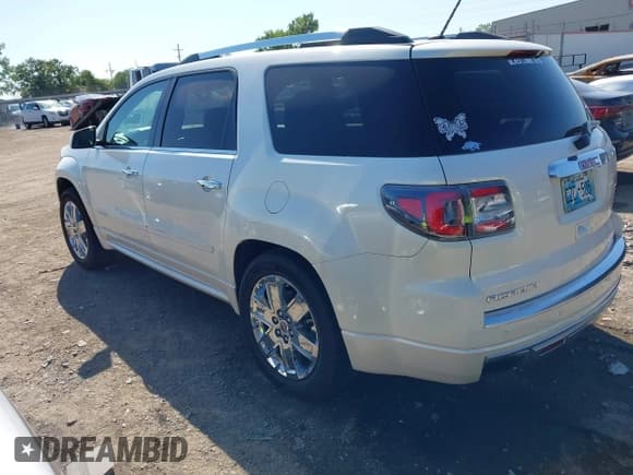 ✅ 2013 GMC Acadia Denali • VIN: 1GKKRTKD4DJ209391 • Lot: 43129576. Listed on IAAI with 129,017 mi. Free auction sales archive from the USA and detailed vehicle history report at DreamBid. Image 3.