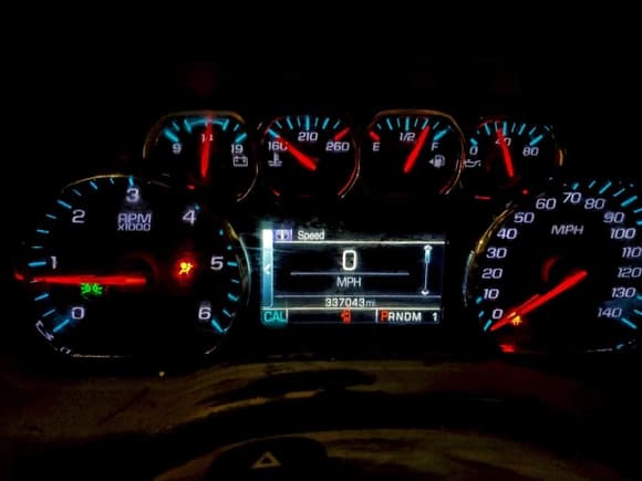 ✅ 2015 Chevrolet Silverado 2500HD LT • VIN: 1GC1KVEG5FF502607 • Lot: 94646955. Listed on Copart with 337,043 mi. Free auction sales archive from the USA and detailed vehicle history report at DreamBid. Image 9.