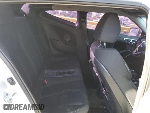 ✅ 2013 Hyundai Veloster w/Black Int • VIN: KMHTC6AD2DU094143 • Lot: 44204585. Wystawiony na Copart z przebiegiem 102 802 mil. Bezpłatny archiwum sprzedaży aukcyjnych z USA i szczegółowy raport historii pojazdu na DreamBid. Zdjęcie 10.