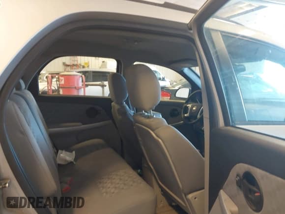 ✅ 2008 Chevrolet Equinox LS • VIN: 2CNDL23F186304876 • Лот: 42256138. Опубликован ранее на IAAI с пробегом 100 639 миль. Бесплатный доступ к архиву аукционных продаж из США и подробный отчёт об истории автомобиля на DreamBid. Изображение 8.