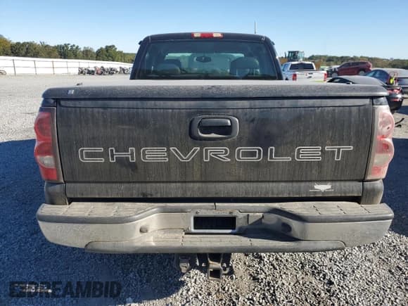 ✅ 2005 Chevrolet Silverado 1500 Z71 • VIN: 1GCEK19Z55Z287961 • Лот: 75633334. Опубликован ранее на Copart с пробегом 117 931 миль. Бесплатный доступ к архиву аукционных продаж из США и подробный отчёт об истории автомобиля на DreamBid. Изображение 6.