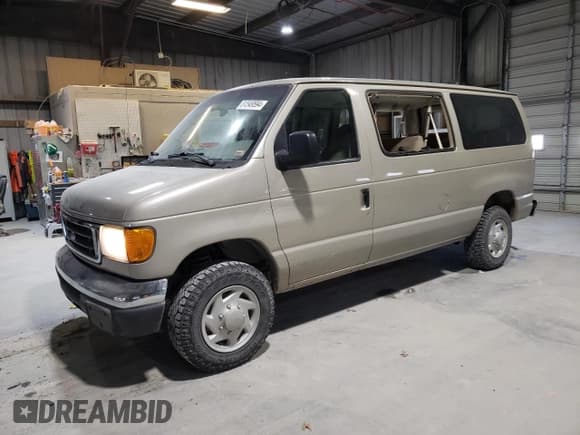 ✅ 2007 Ford Econoline Passenger XL • VIN: 1FBNE31L47DA80217 • Lot: 84549594. Wystawiony na Copart z przebiegiem 110 199 mil. Bezpłatny archiwum sprzedaży aukcyjnych z USA i szczegółowy raport historii pojazdu na DreamBid. Zdjęcie 1.