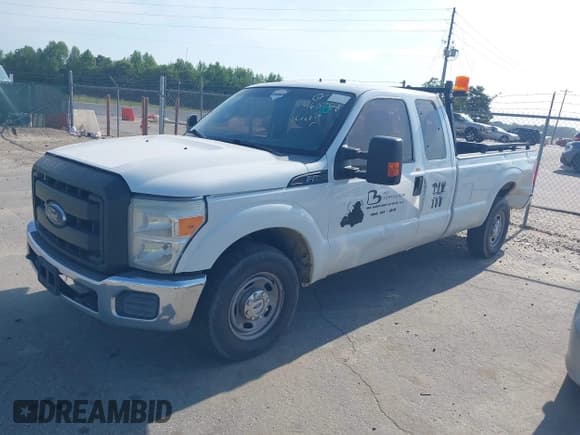 ✅ 2014 Ford F-250 XL • VIN: 1FT7X2A68EEB51039 • Lot: 42160758. Wystawiony na IAAI z przebiegiem 204 158 mil. Bezpłatny archiwum sprzedaży aukcyjnych z USA i szczegółowy raport historii pojazdu na DreamBid. Zdjęcie 2.