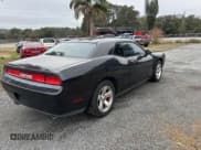 ✅ 2009 Dodge Challenger SE • VIN: 2B3LJ44V89H577103 • Lot: 42420725. Wystawiony na Copart z przebiegiem 172 791 mil. Bezpłatny archiwum sprzedaży aukcyjnych z USA i szczegółowy raport historii pojazdu na DreamBid. Zdjęcie 4.