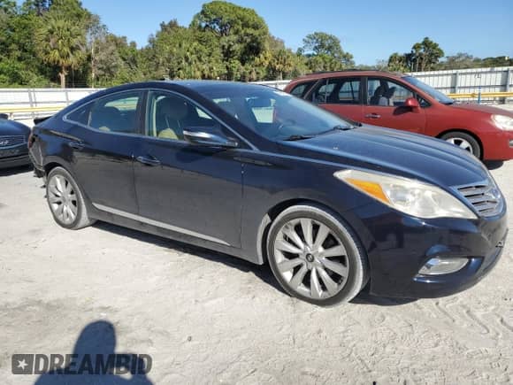 2013 Hyundai Azera with VIN KMHFH4JG4DA269426, listed as a Copart auction lot 87641235 with 113,533 mi miles and Salvage title. Bid and sale history available at DreamBid. Image 4.
