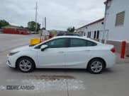 ✅ 2017 Chevrolet Cruze LT • VIN: 1G1BE5SM5H7189702 • Lot: 43065609. Listed on IAAI with 154,999 mi. Free auction sales archive from the USA and detailed vehicle history report at DreamBid. Image 14.