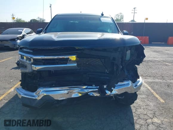 ✅ 2023 Chevrolet Silverado 1500 LT • VIN: 1GCUDDED8PZ311819 • Lot: 42205563. Listed on IAAI with 26,701 mi. Free auction sales archive from the USA and detailed vehicle history report at DreamBid. Image 12.
