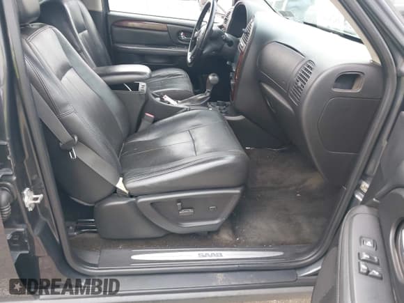 ✅ 2007 Saab 9-7X V8 • VIN: 5S3ET13M772803978 • Lot: 42928281. Wystawiony na IAAI z przebiegiem 73 638 mil. Bezpłatny archiwum sprzedaży aukcyjnych z USA i szczegółowy raport historii pojazdu na DreamBid. Zdjęcie 5.