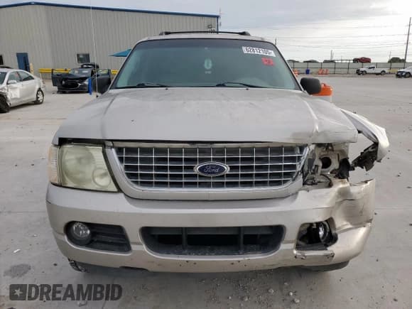 ✅ 2005 Ford Explorer XLT • VIN: 1FMZU63K75ZA05884 • Лот: 62812105. Опубликован ранее на Copart с пробегом 156 583 миль. Бесплатный доступ к архиву аукционных продаж из США и подробный отчёт об истории автомобиля на DreamBid. Изображение 5.