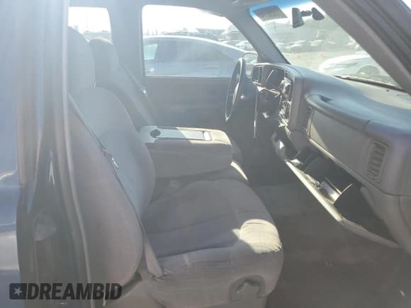 ✅ 2000 Chevrolet Silverado 1500 LS • VIN: 2GCEC19T2Y1206033 • Лот: 73058214. Опубликован ранее на Copart с пробегом 158 505 миль. Бесплатный доступ к архиву аукционных продаж из США и подробный отчёт об истории автомобиля на DreamBid. Изображение 10.