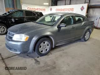 ✅ 2009 Dodge Avenger SE • VIN: 1B3LC46B09N518762 • Лот: 82209264. Опубликован ранее на Copart с пробегом 134 035 миль. Бесплатный доступ к архиву аукционных продаж из США и подробный отчёт об истории автомобиля на DreamBid. Изображение 1.