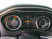 ✅ 2015 Dodge Challenger R/T • VIN: 2C3CDZAT6FH711256 • Lot: 51878784. Wystawiony na Copart z przebiegiem 70 298 mil. Bezpłatny archiwum sprzedaży aukcyjnych z USA i szczegółowy raport historii pojazdu na DreamBid. Zdjęcie 9.