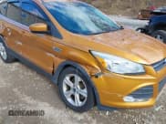 ✅ 2016 Ford Escape SE • VIN: 1FMCU9GXXGUA05973 • Lot: 43711149. Wystawiony na IAAI z przebiegiem 150 056 mil. Bezpłatny archiwum sprzedaży aukcyjnych z USA i szczegółowy raport historii pojazdu na DreamBid. Zdjęcie 6.