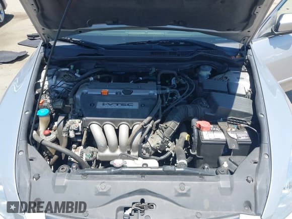 ✅ 2003 Honda Accord EX • VIN: JHMCM56763C068663 • Lot: 42841451. Wystawiony na IAAI z przebiegiem 95 040 mil. Bezpłatny archiwum sprzedaży aukcyjnych z USA i szczegółowy raport historii pojazdu na DreamBid. Zdjęcie 10.