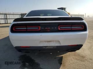 ✅ 2016 Dodge Challenger SXT Plus • VIN: 2C3CDZAG4GH300474 • Lot: 71741622. Wystawiony na Copart z przebiegiem 72 819 mil. Bezpłatny archiwum sprzedaży aukcyjnych z USA i szczegółowy raport historii pojazdu na DreamBid. Zdjęcie 6.